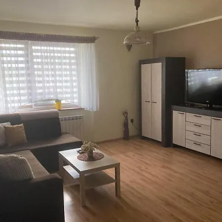 Mieszkanie Na Osiedlu Siedemsetlecia Uniejow Esterno foto